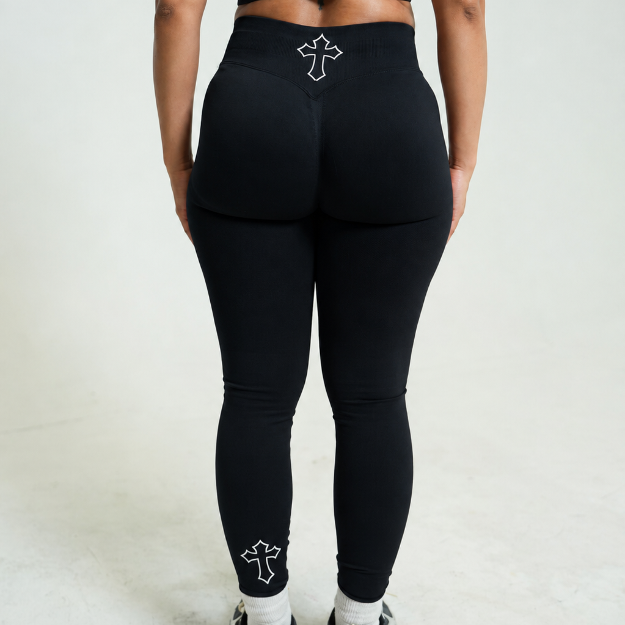 #Color_Midnight Black